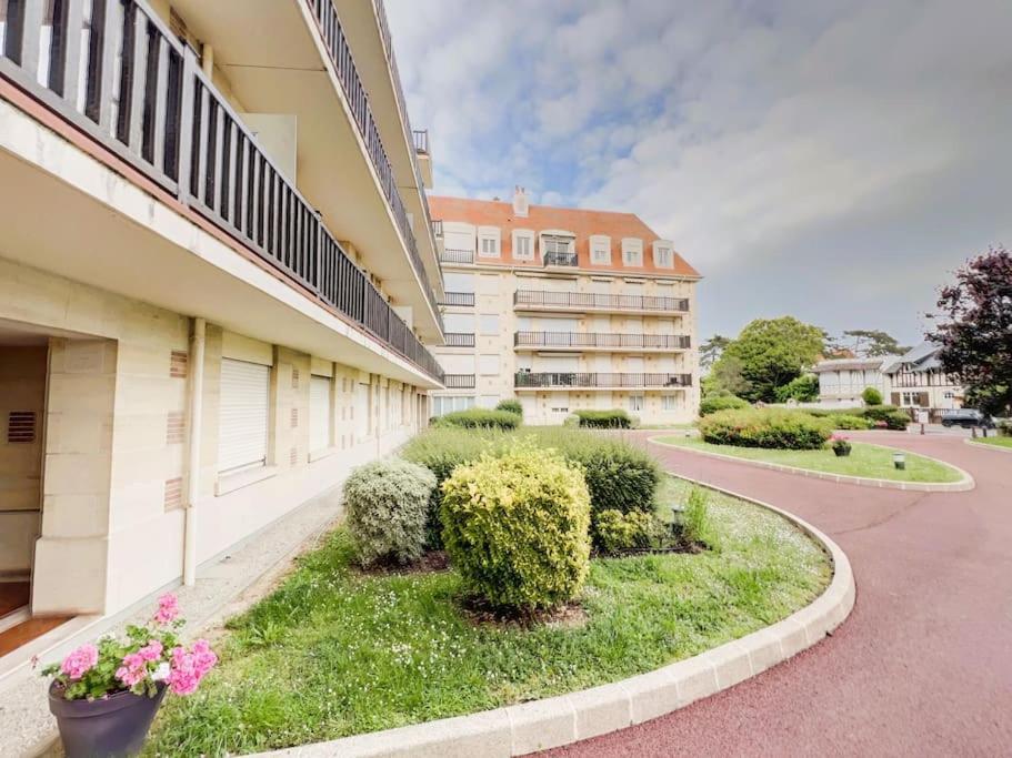 Deauville Triangle D'Or Proche Mer & Casino Aux Clefs Des Sacres Zewnętrze zdjęcie