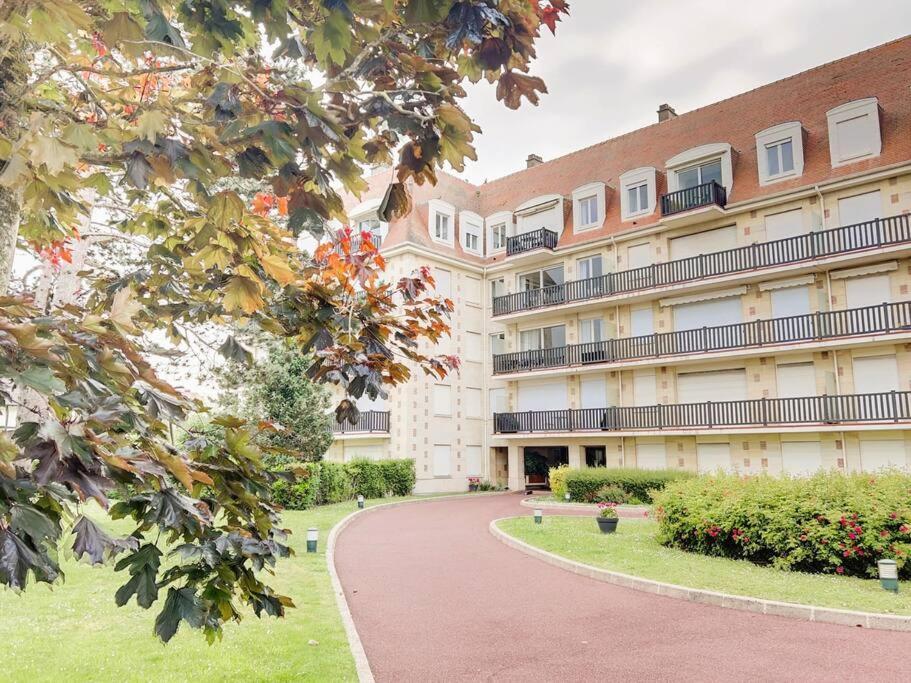 Deauville Triangle D'Or Proche Mer & Casino Aux Clefs Des Sacres Zewnętrze zdjęcie
